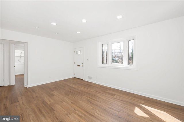 11852 HUGGINS DR, Silver Spring, MD 20902