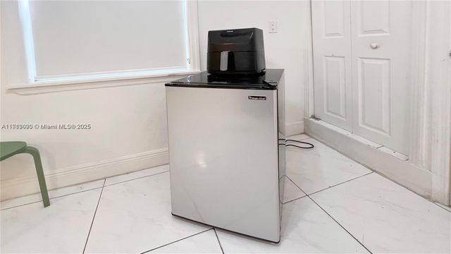 1950 SW 5th St 2, Miami, FL 33135