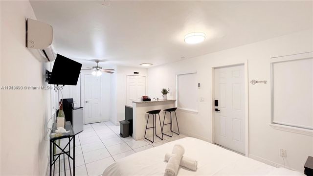 1950 SW 5th St 2, Miami, FL 33135