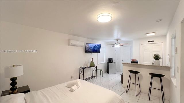 1950 SW 5th St 2, Miami, FL 33135