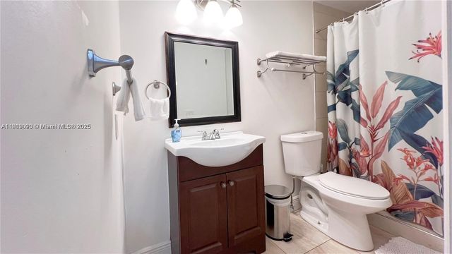 1950 SW 5th St 2, Miami, FL 33135