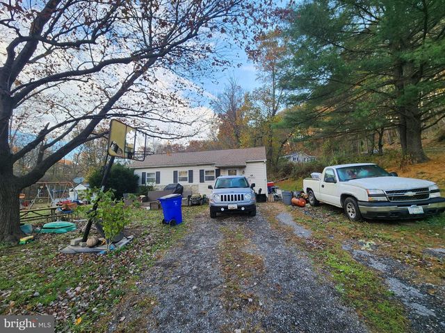 415 TWIN ARCH, Mount Airy, MD 21771