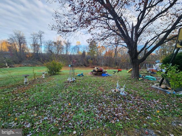 415 TWIN ARCH, Mount Airy, MD 21771