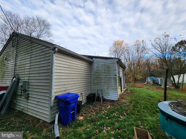 415 TWIN ARCH, Mount Airy, MD 21771