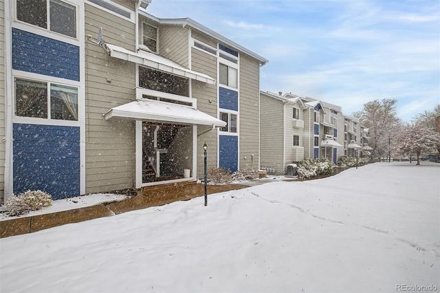 1342 S Cathay Court 202, Aurora, CO 80017