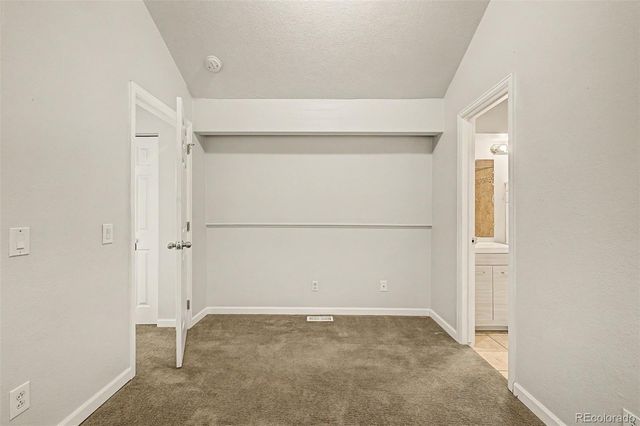 1342 S Cathay Court 202, Aurora, CO 80017