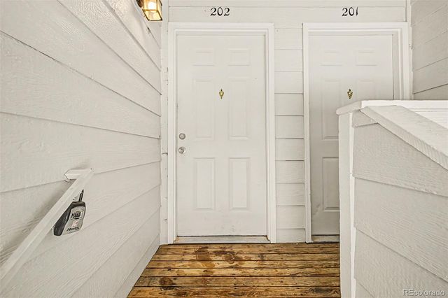 1342 S Cathay Court 202, Aurora, CO 80017