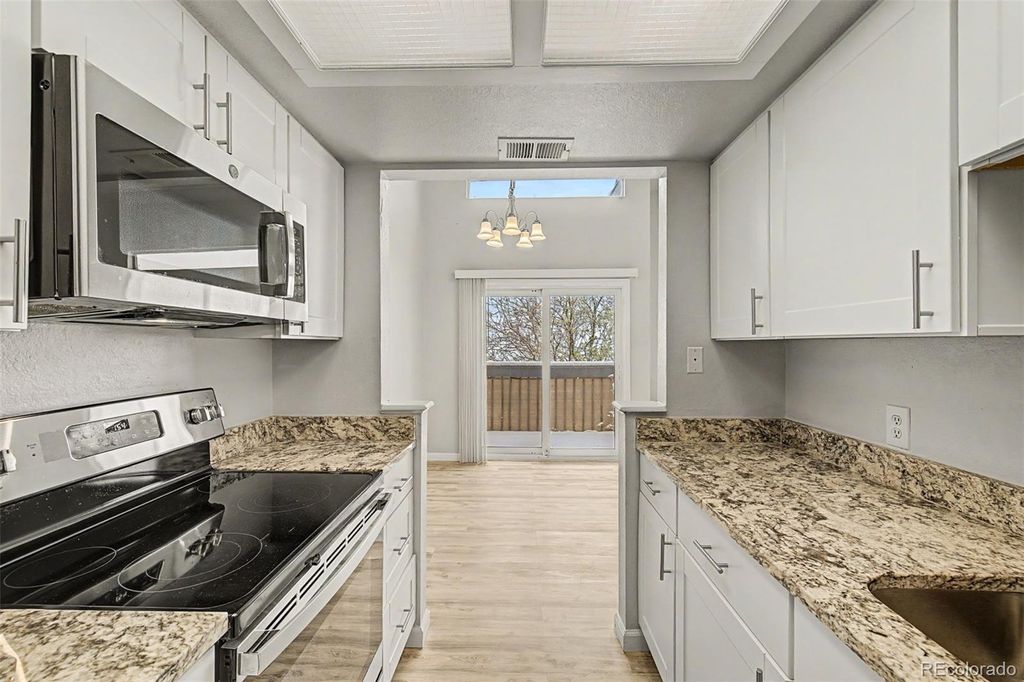 1342 S Cathay Court 202, Aurora, CO 80017