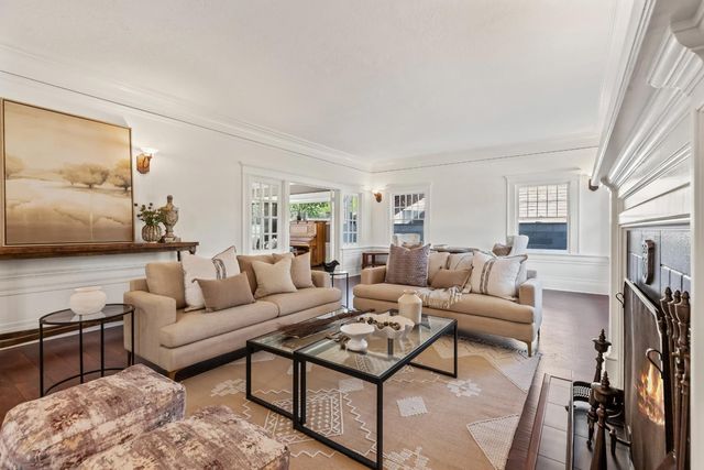 1487 N Echo Avenue, Fresno, CA 93728