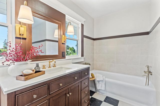 1487 N Echo Avenue, Fresno, CA 93728