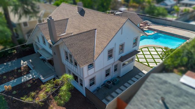 1487 N Echo Avenue, Fresno, CA 93728