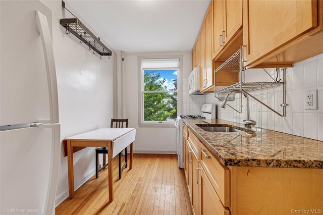 39-33 49th Street, Sunnyside, NY 11104