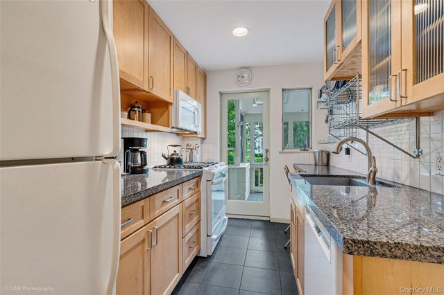 39-33 49th Street, Sunnyside, NY 11104