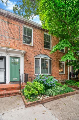 39-33 49th Street, Sunnyside, NY 11104