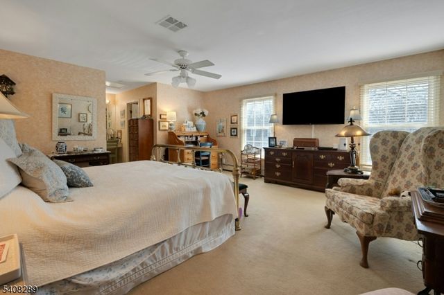 47 Dexter Dr N, Bernards Twp., NJ 07920