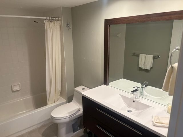 901 SW 141st Avenue 112, Pembroke Pines, FL 33027