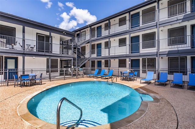 6010 N Lamar BLVD 205, Austin, TX 78752
