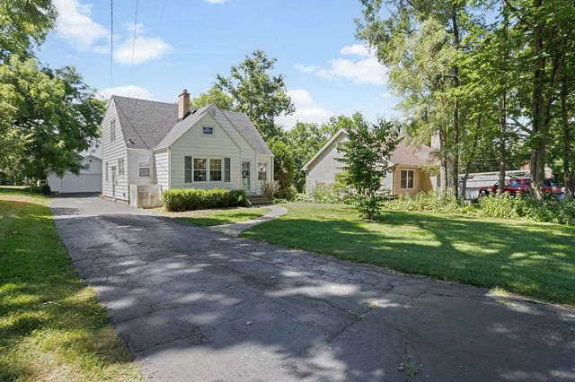 422 Harden Street, Antioch, IL 60002
