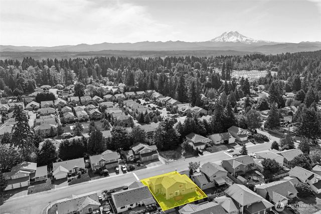 11702 123rd Avenue Ct E, Puyallup, WA 98374