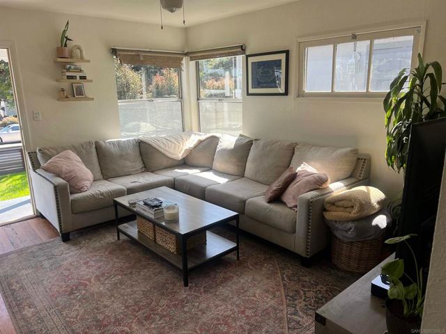 2136 Reed St, San Diego, CA 92109