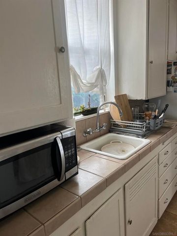 2136 Reed St, San Diego, CA 92109