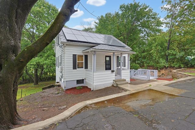 30 Clark Road, Fitchburg, MA 01420