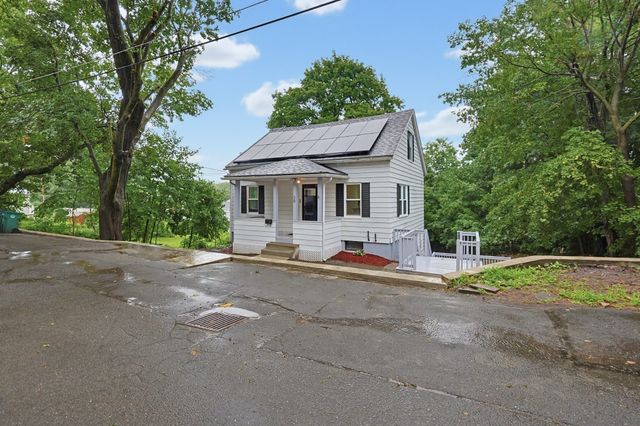 30 Clark Road, Fitchburg, MA 01420