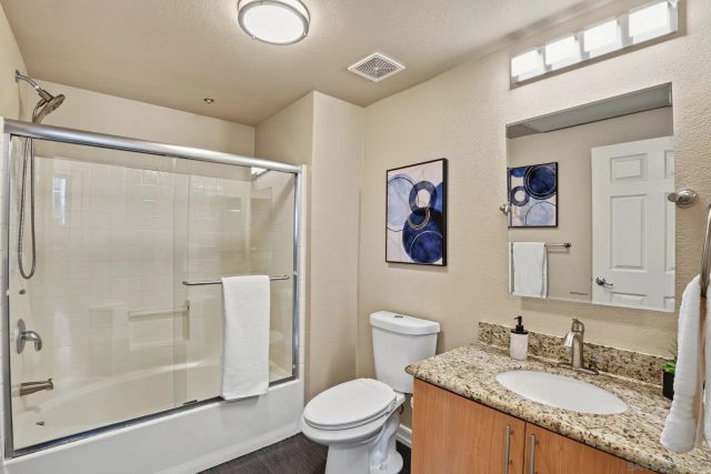 1465 C 3407, San Diego, CA 92101