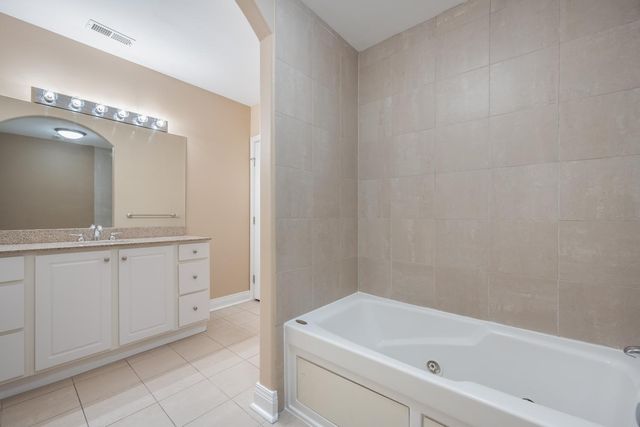 6622 N ASHLAND Avenue 1, Chicago, IL 60626