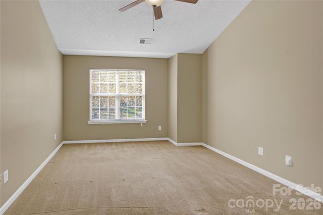 8772 Robinson Forest Drive, Charlotte, NC 28277