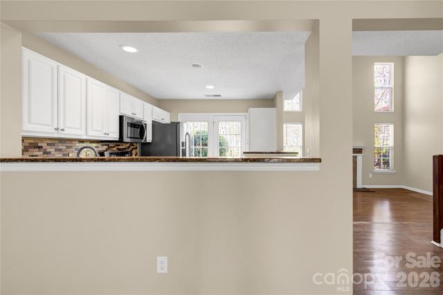 8772 Robinson Forest Drive, Charlotte, NC 28277