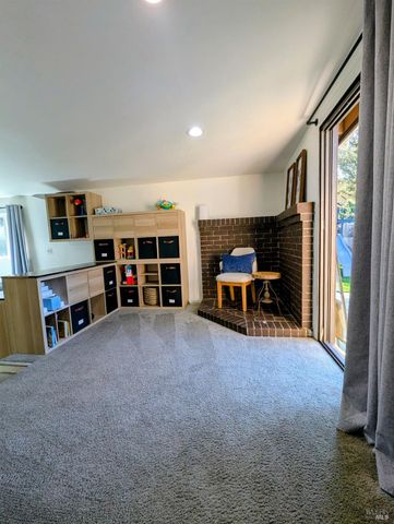 112 E Agua Caliente Rd, Sonoma, CA 95476