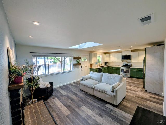 112 E Agua Caliente Rd, Sonoma, CA 95476
