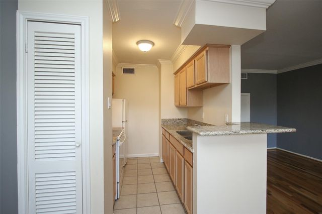 2052 Branard Street 4, Houston, TX 77098