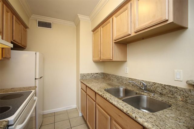 2052 Branard Street 4, Houston, TX 77098