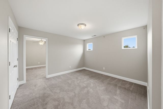 1319 Coates Ln, Gallatin, TN 37066