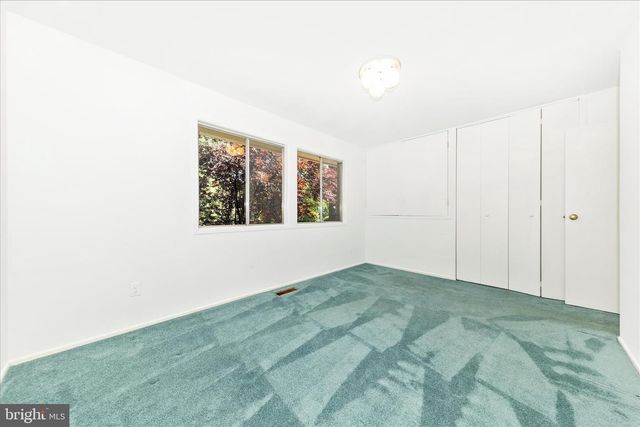 8311 LILLY STONE DR, Bethesda, MD 20817