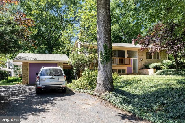 8311 LILLY STONE DR, Bethesda, MD 20817