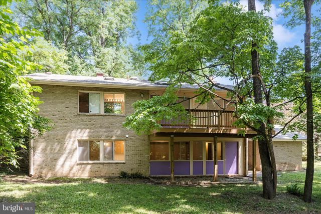 8311 LILLY STONE DR, Bethesda, MD 20817