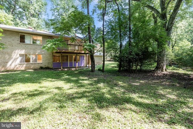 8311 LILLY STONE DR, Bethesda, MD 20817
