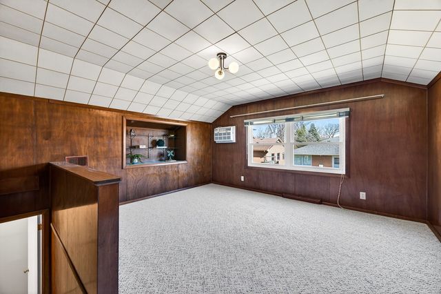 816 W College Avenue, Normal, IL 61761