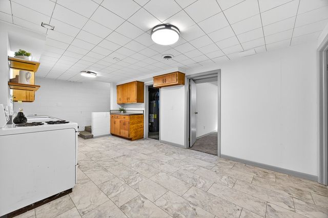 816 W College Avenue, Normal, IL 61761