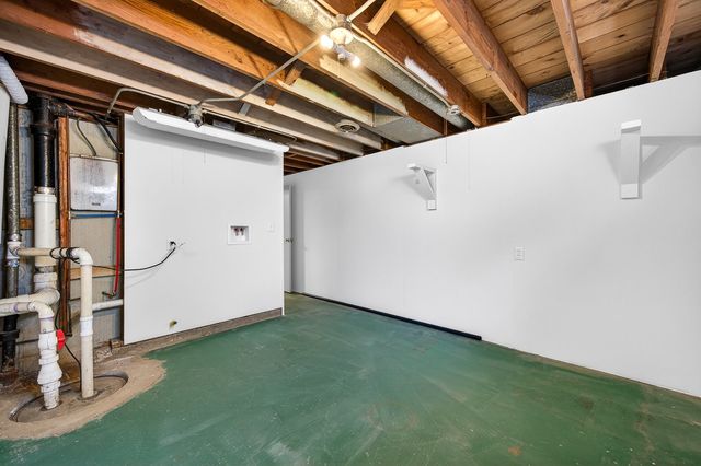 816 W College Avenue, Normal, IL 61761