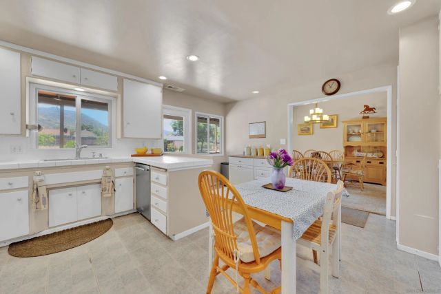 14643 Espola Road, Poway, CA 92064
