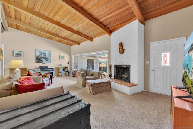 14643 Espola Road, Poway, CA 92064