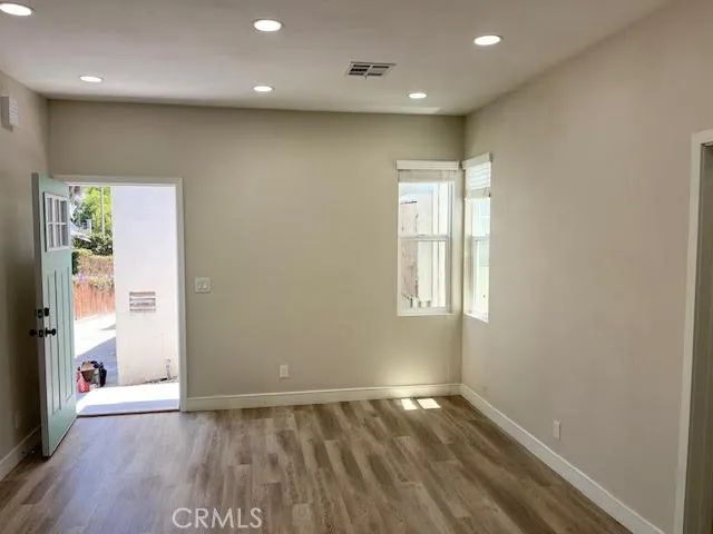 1861 S Redondo Boulevard, Los Angeles, CA 90019