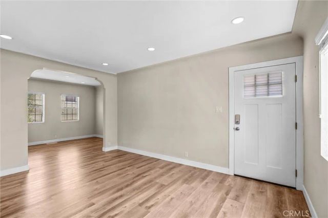 1861 S Redondo Boulevard, Los Angeles, CA 90019