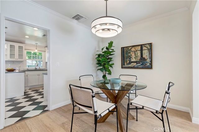 5429 Columbus Avenue, Sherman Oaks, CA 91411