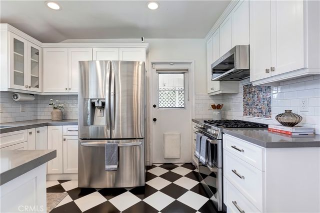 5429 Columbus Avenue, Sherman Oaks, CA 91411