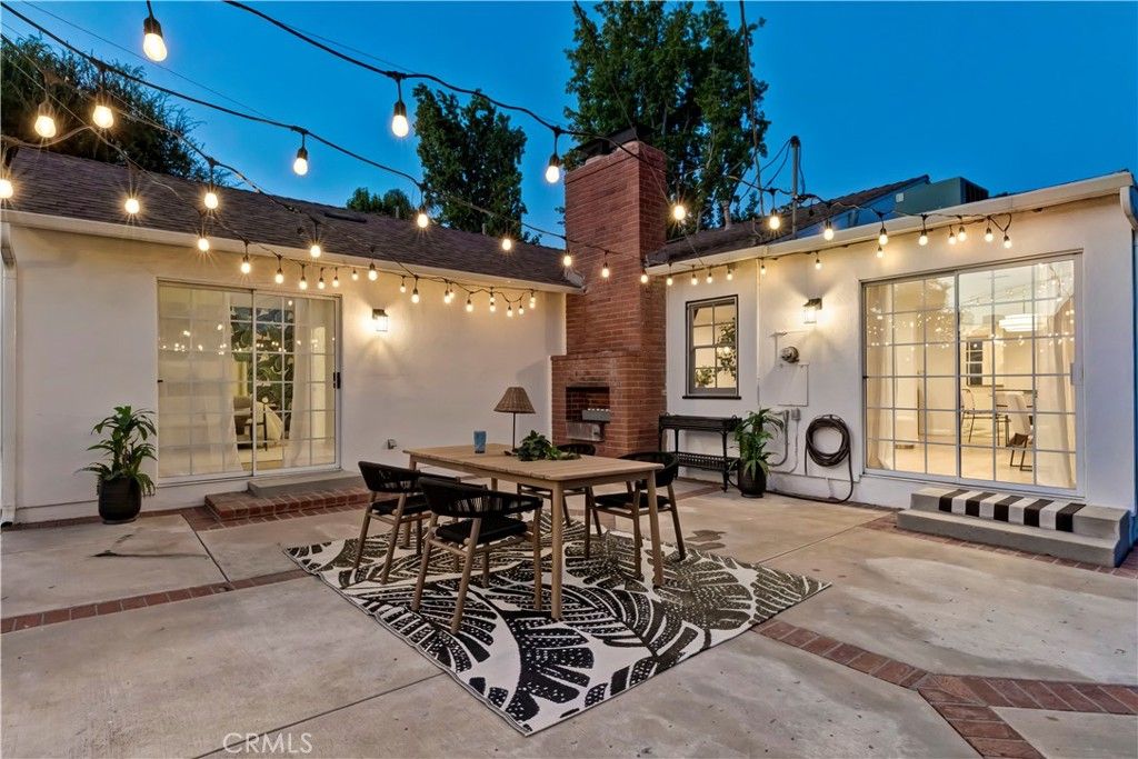 Image 56 of property listing at 5429 Columbus Avenue, Sherman Oaks, CA 91411